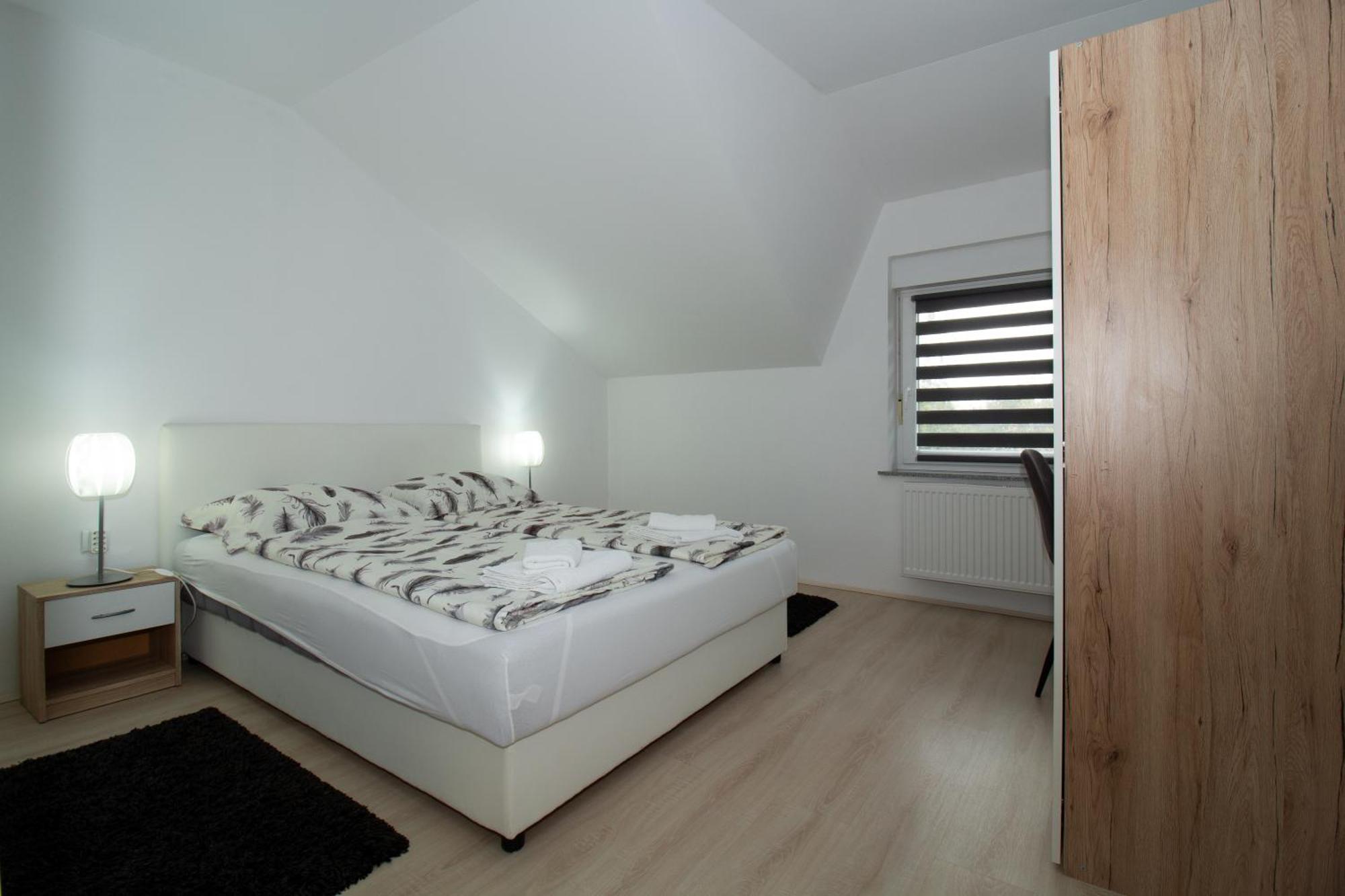 Apartman Keti Donja Lomnica Luaran gambar