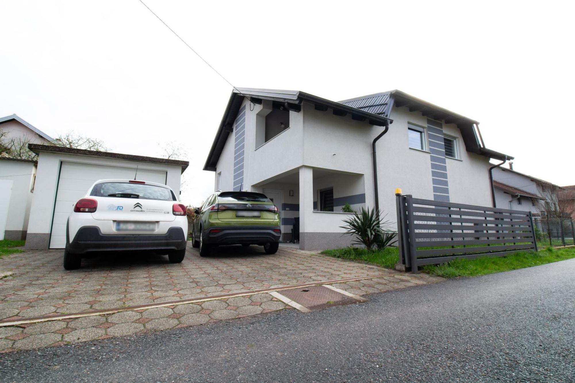 Apartman Keti Donja Lomnica Luaran gambar