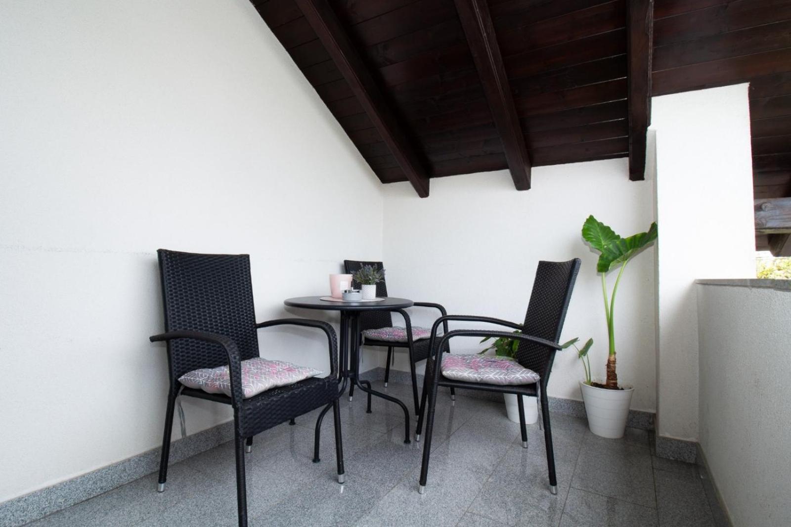 Apartman Keti Donja Lomnica Luaran gambar
